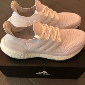 Adidas Ultraboost White Size 9